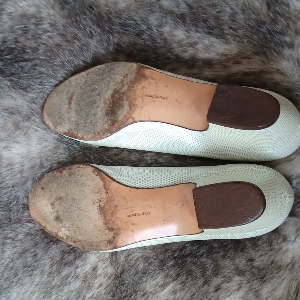 Salvatore Ferragamo Gray and Cream Flats - Picture 9 of 16